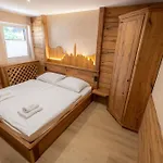 Bed & Breakfast Lakebled House *