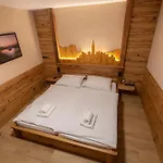Bed & Breakfast Lakebled House *