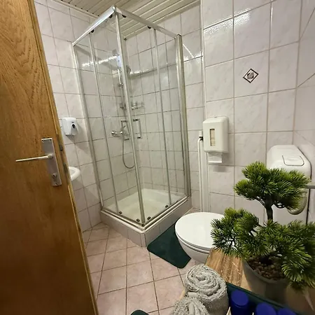 Lakebled House Bed & Breakfast
