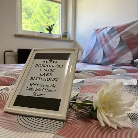 Bed & Breakfast Lakebled House *
