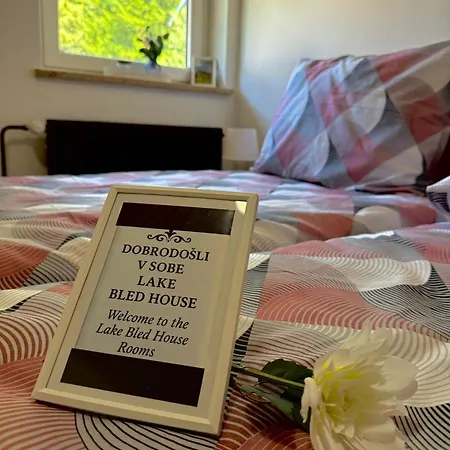 Bed & Breakfast Lakebled House
