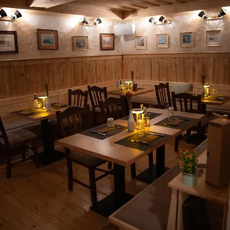 Lakebled House Отель типа 