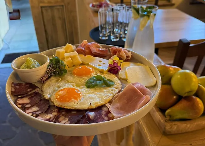 Lakebled House Bed & Breakfast Bled